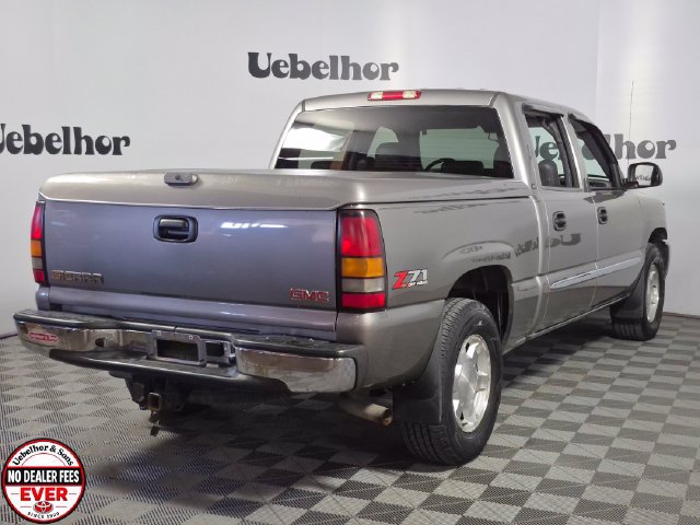 Used 2006 GMC Sierra 1500 SLT w/ Onstar Plus Package AWD/4WD image 7