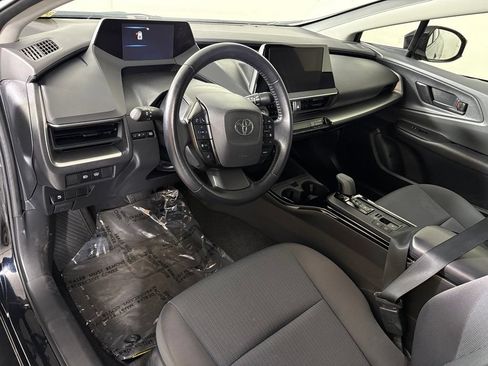 Used 2023 Toyota Prius LE FWD image 21