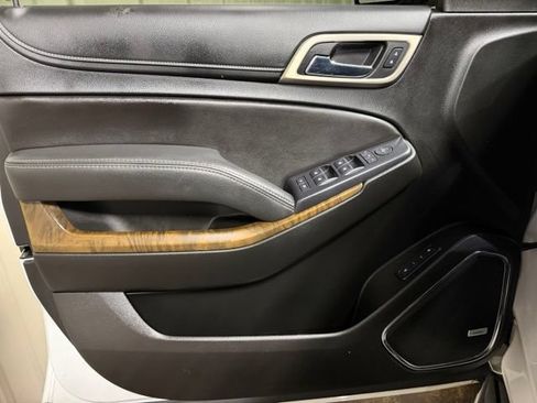 Used 2019 GMC Yukon Denali AWD/4WD image 11