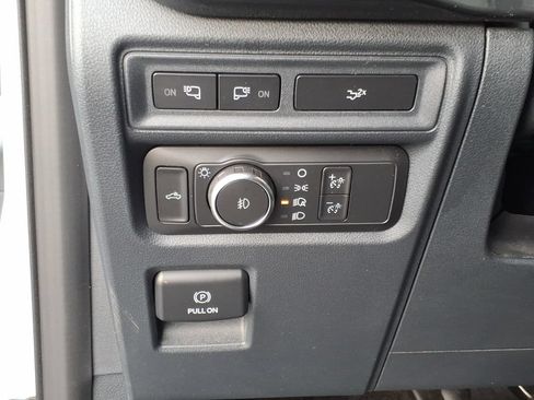 Used 2022 Ford F150 XLT w/ Equipment Group 302A High AWD/4WD image 18
