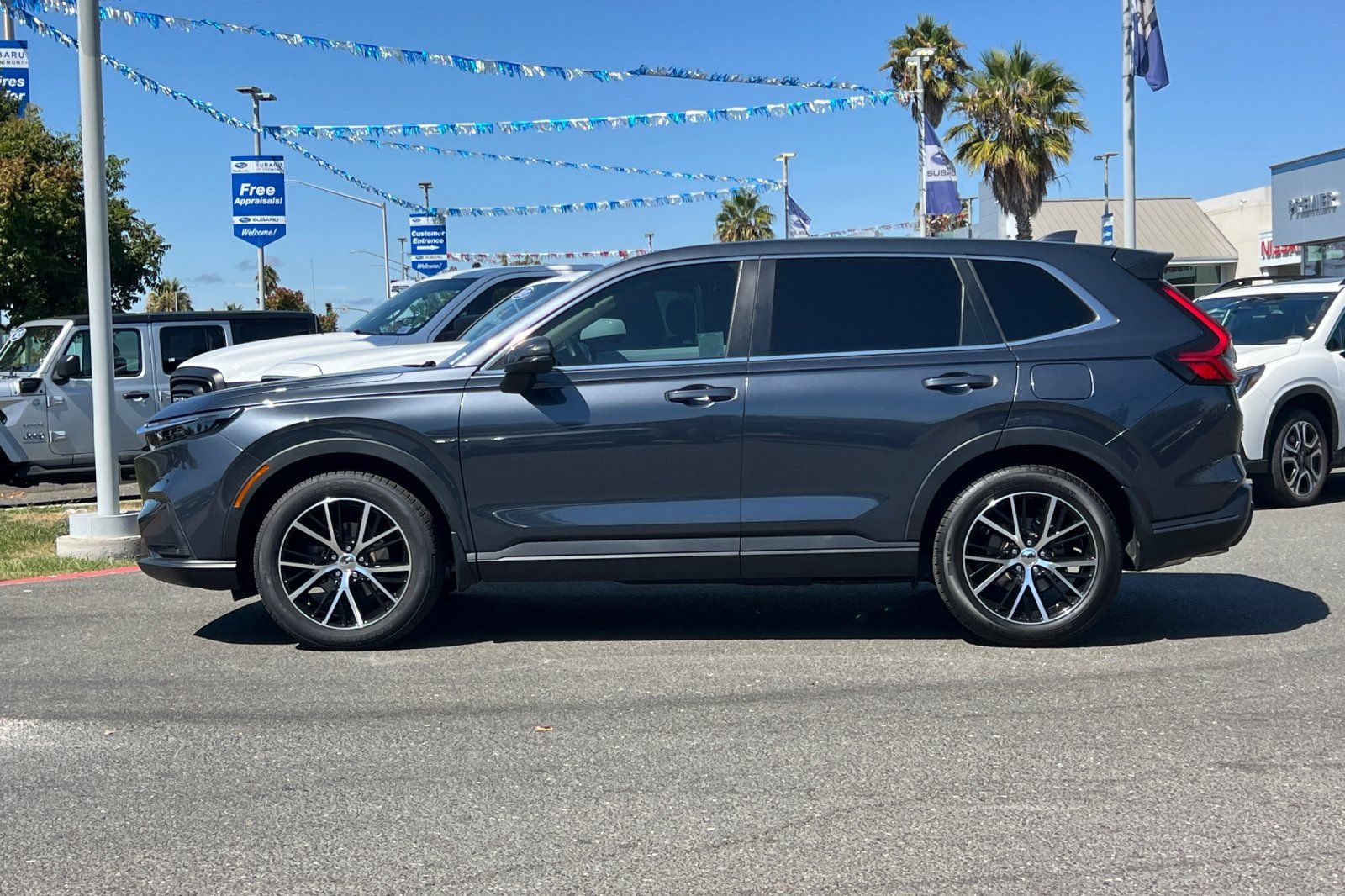 Used 2024 Honda CR-V EX-L image 7