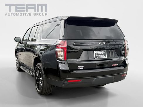 Used 2023 Chevrolet Suburban RST w/ Max Trailering Package AWD/4WD image 5
