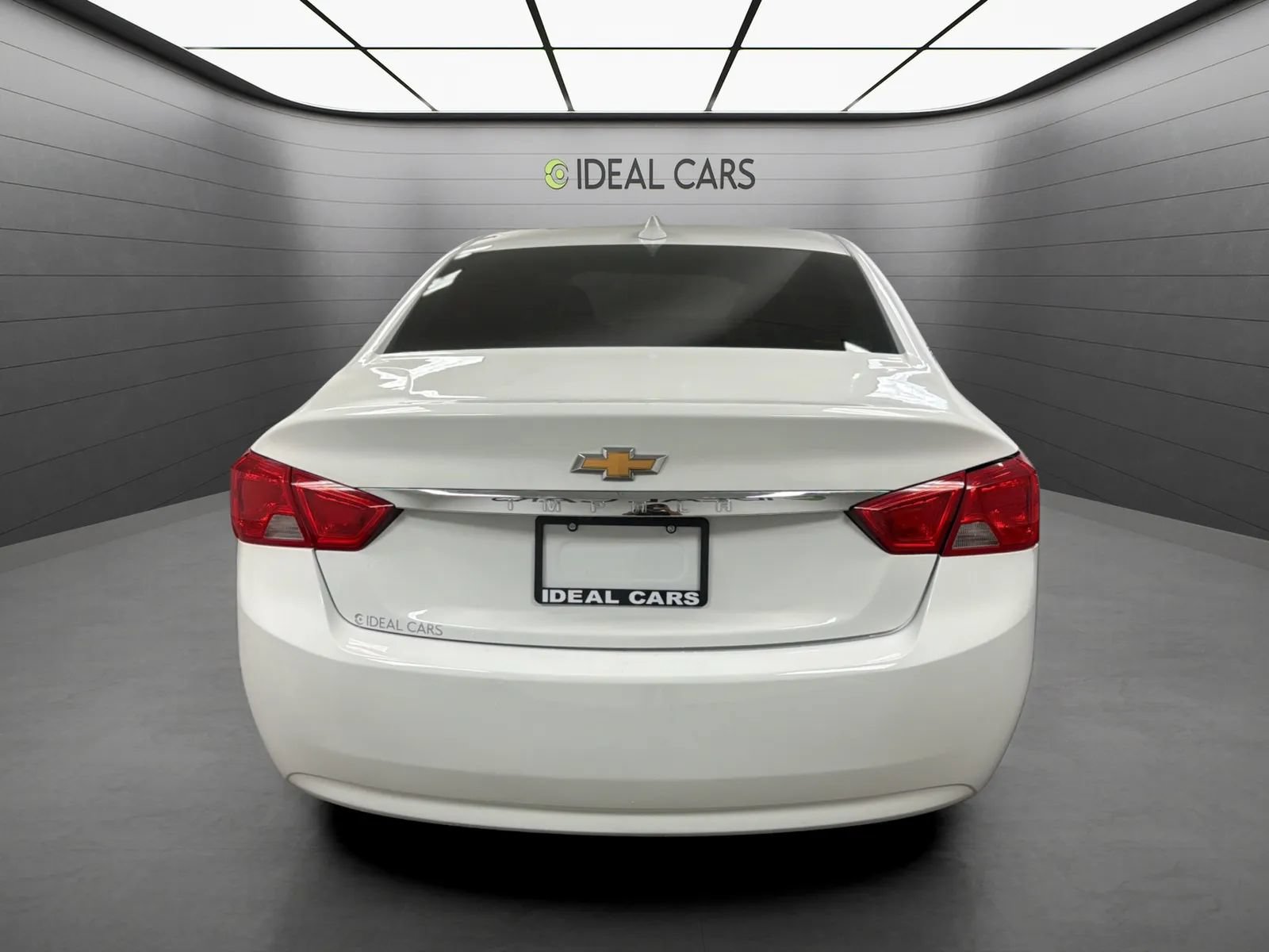 Used 2019 Chevrolet Impala LT FWD image 4