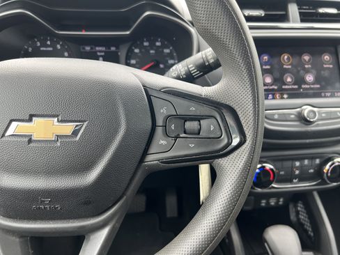 Used 2021 Chevrolet TrailBlazer LS FWD image 20