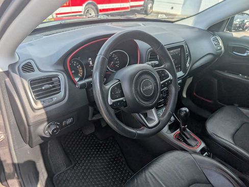 Used 2021 Jeep Compass Trailhawk AWD/4WD image 12