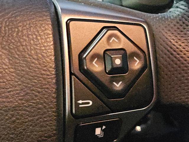 Certified 2023 Toyota Tacoma SR5 w/ Technology Package AWD/4WD image 10