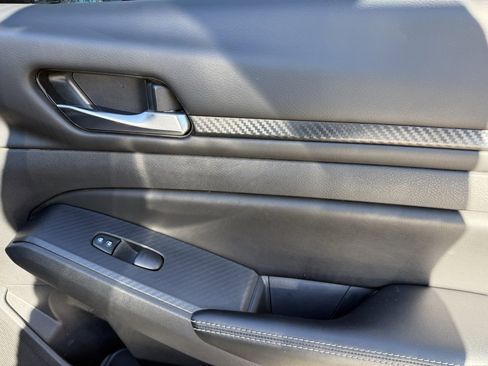 Used 2024 Nissan Altima 2.5 SV image 44