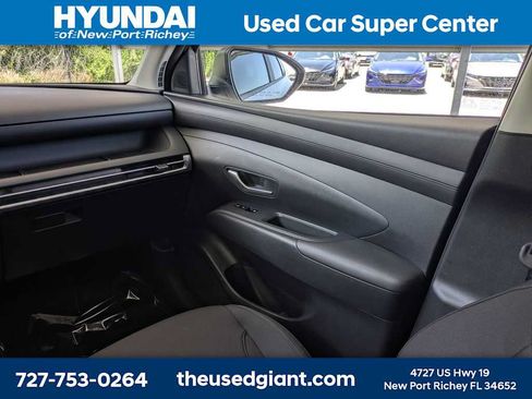 Used 2025 Hyundai Tucson SEL FWD image 20