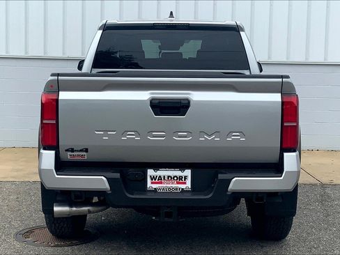 New 2025 Toyota Tacoma TRD Off-Road image 5