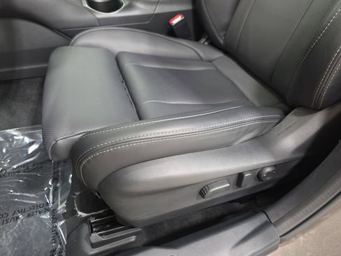 Used 2023 Subaru Outback Limited AWD/4WD image 29