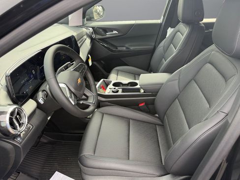 New 2026 Chevrolet Equinox LT w/ Convenience Package II AWD/4WD image 10
