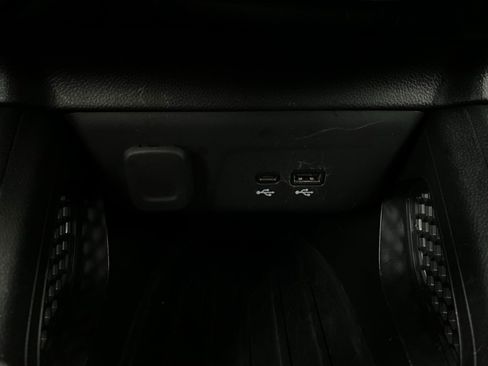 Used 2025 Chevrolet TrailBlazer LT image 22