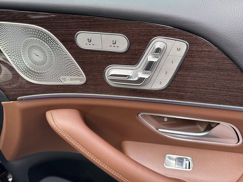 New 2025 Mercedes-Benz GLS 450 4MATIC image 34