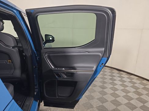 Used 2022 Rivian R1T Adventure image 19