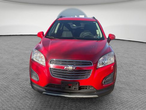 Used 2016 Chevrolet Trax LT w/ LPO, Cargo Package FWD image 9