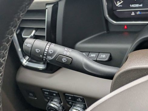 Used 2022 GMC Sierra 1500 Denali w/ Denali Reserve Package image 28