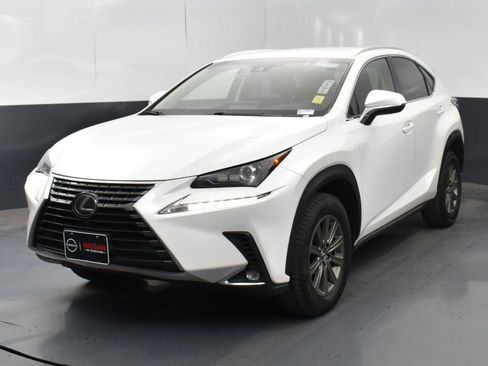 Used 2019 Lexus NX 300 FWD image 3