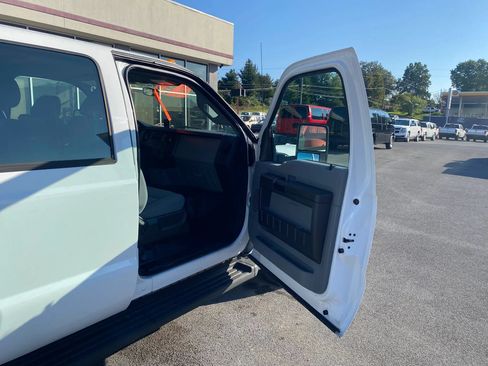 Used 2015 Ford F350 XL w/ Power Equipment Group AWD/4WD image 20