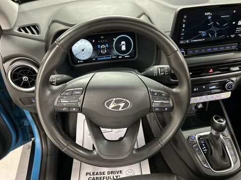 Used 2023 Hyundai Kona Limited AWD/4WD image 4