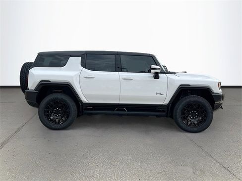 New 2025 GMC Hummer EV 2X image 3