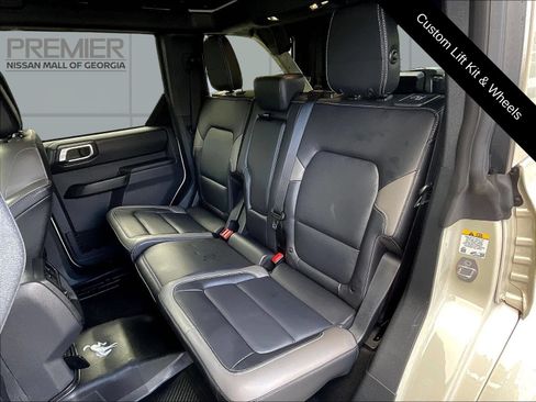Used 2025 Ford Bronco Outer Banks AWD/4WD image 24