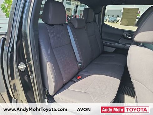 Used 2019 Toyota Tacoma TRD Sport AWD/4WD image 35