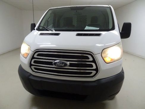 Used 2015 Ford Transit 250 130 Low Roof w/ Exterior Upgrade Package image 9