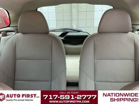 Used 2009 Volvo C30 FWD image 9
