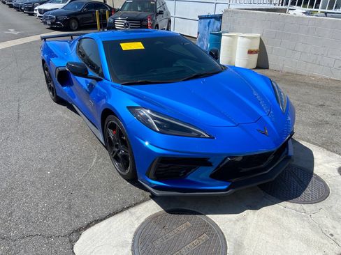 Used 2025 Chevrolet Corvette Stingray Coupe w/ Z51 Performance Package RWD image 3
