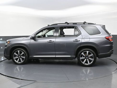 Used 2024 Honda Pilot Elite image 12