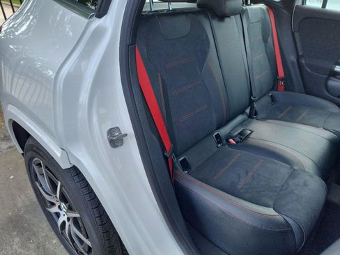 New 2025 Mercedes-Benz GLA 35 AMG 4MATIC image 14