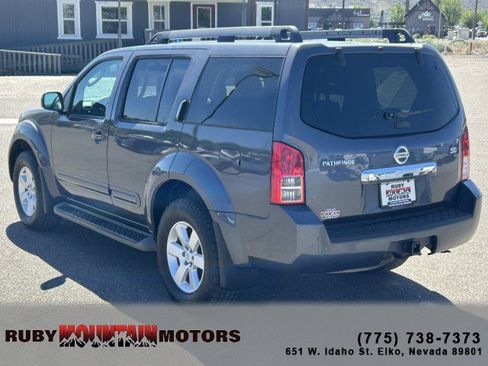 Used 2010 Nissan Pathfinder SE AWD/4WD image 5