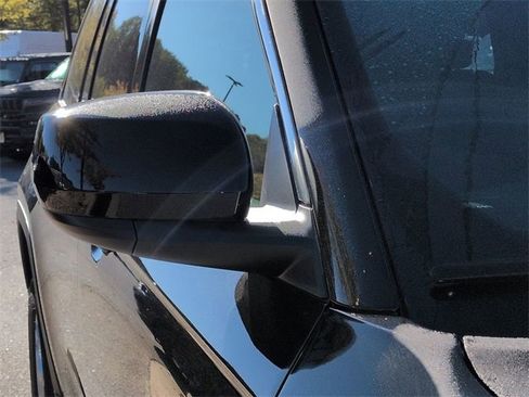 New 2025 Jeep Grand Cherokee Laredo X image 11