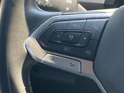 Used 2021 Volkswagen Atlas Cross Sport SEL FWD image 4