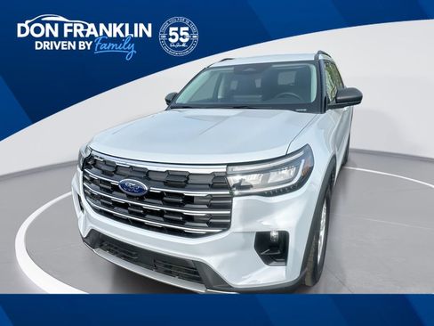 New 2026 Ford Explorer Active RWD image 1