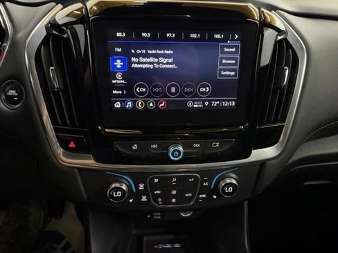 Used 2022 Chevrolet Traverse RS AWD/4WD image 47