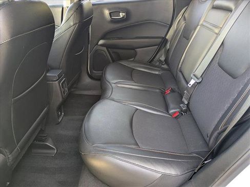 Used 2020 Jeep Compass Latitude image 17