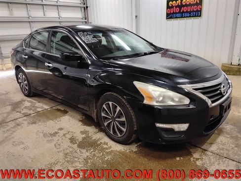 Used 2014 Nissan Altima 2.5 S w/ Display Audio Package image 1