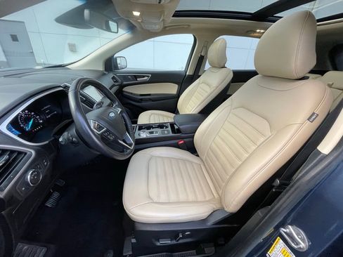 Used 2019 Ford Edge SEL w/ Equipment Group 201A image 29