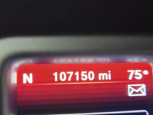 Used 2019 Dodge Journey SE FWD image 16