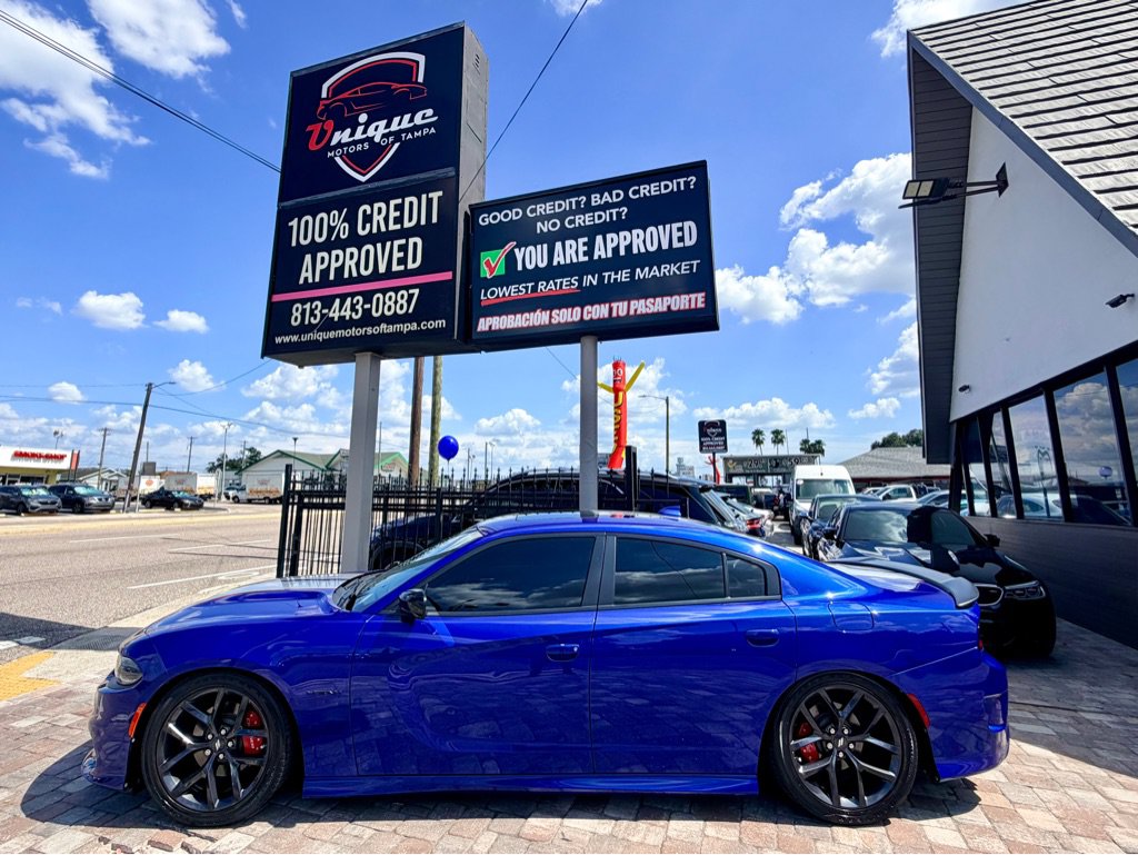 Used 2022 Dodge Charger R/T w/ Blacktop Package RWD image 7