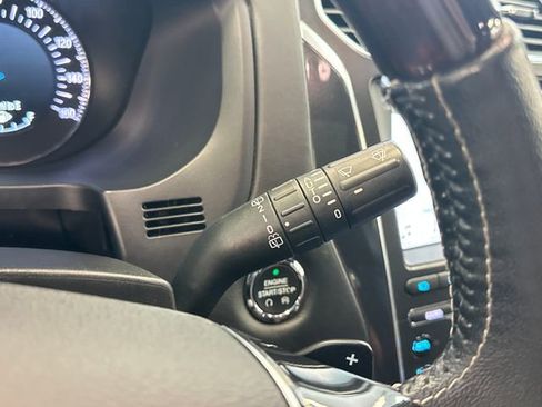 Used 2018 Ford Explorer Platinum AWD/4WD image 38