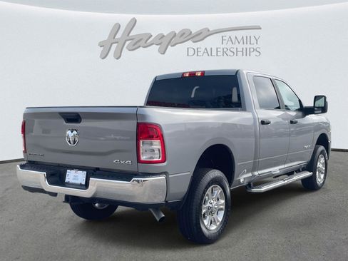 Used 2024 RAM 2500 Big Horn w/ Bed Utility Group image 3