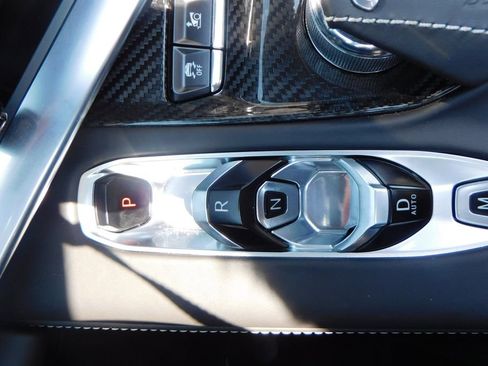 Used 2023 Chevrolet Corvette Stingray Premium Conv w/ Z51 Performance Package RWD image 16