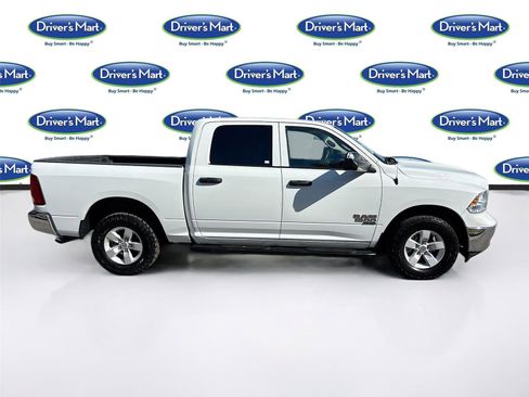 Used 2022 RAM 1500 Tradesman w/ Chrome Appearance Group image 9