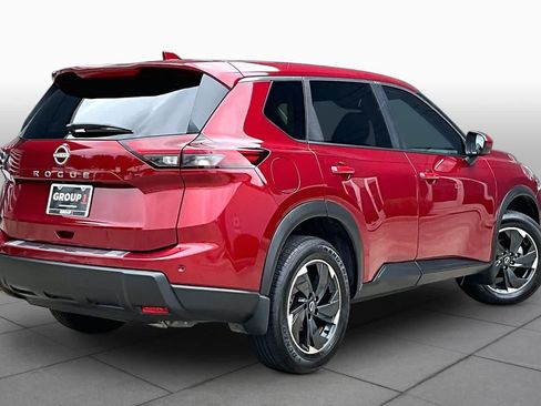 Used 2025 Nissan Rogue SV FWD image 13