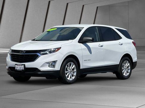 Used 2020 Chevrolet Equinox LS w/ LS Convenience Package FWD image 8