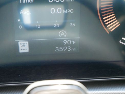 Certified 2026 Hyundai Santa Fe SEL AWD/4WD image 33