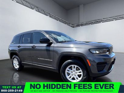 Used 2023 Jeep Grand Cherokee Laredo
