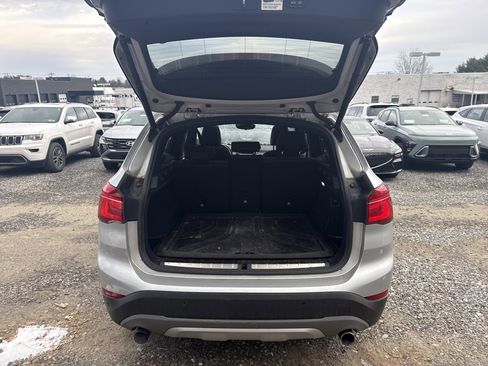 Used 2017 BMW X1 xDrive28i image 7